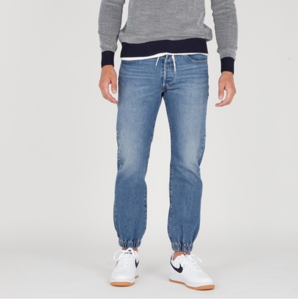 Men's Levi's 501 Joggers NWT
